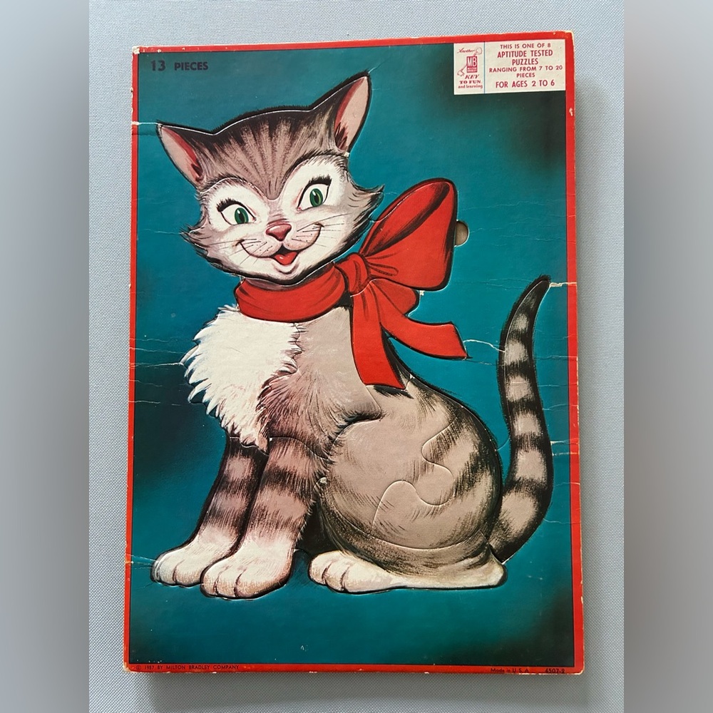 Vintage 1957 Cat with Bow Tray Puzzle Milton Bradley 4507-2 14.25" x 10"
